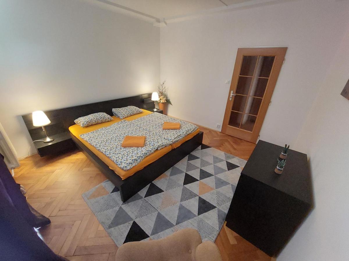 Apartman Merry Pressburg Exterior foto