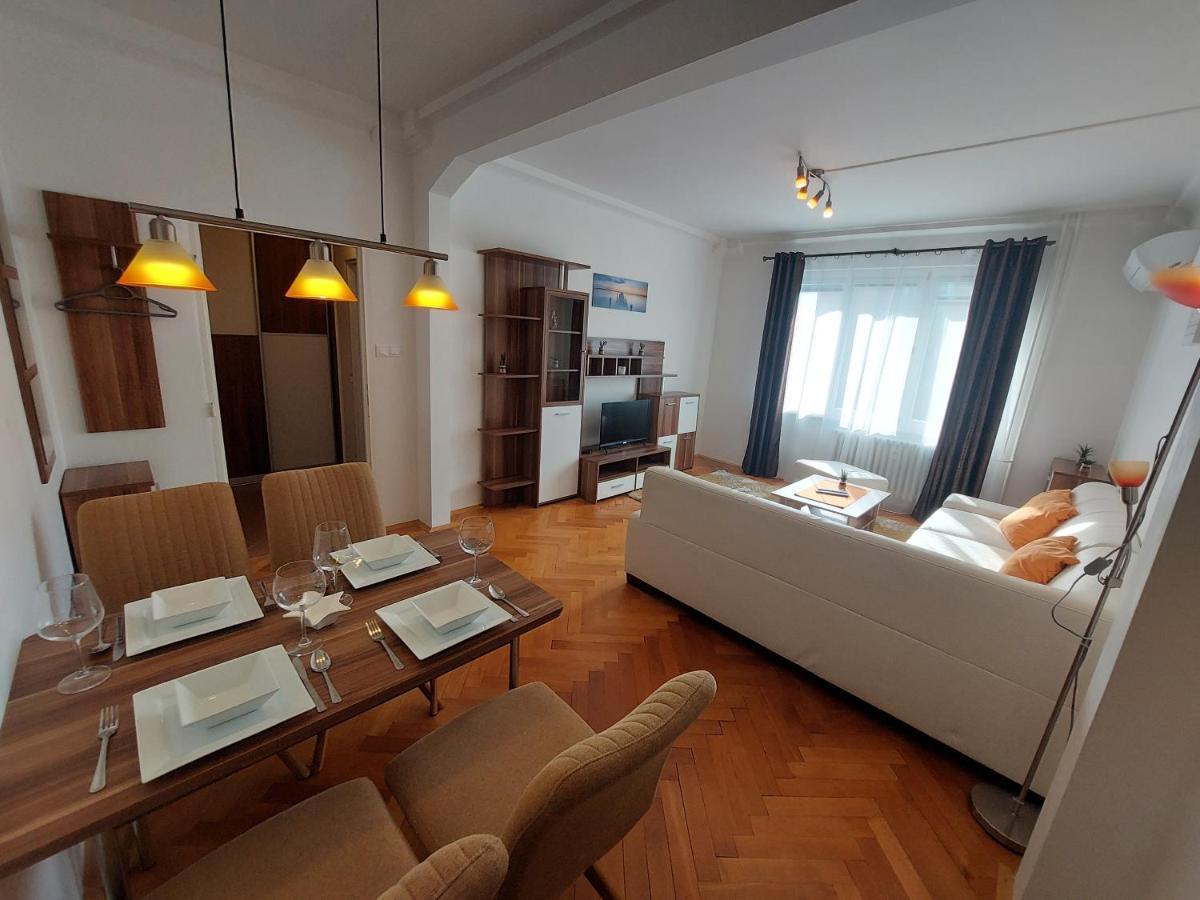 Apartman Merry Pressburg Exterior foto